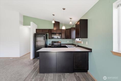 117 Island Loop Road Rock Island WA 98850
