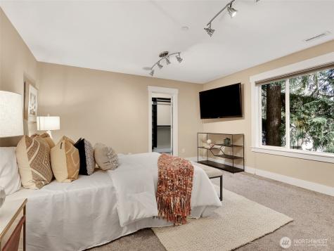 9060 177th Place NE Redmond WA 98052