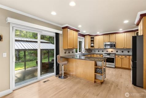 19010 5th Street E Lake Tapps WA 98391
