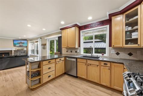 19010 5th Street E Lake Tapps WA 98391