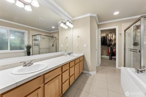 19010 5th Street E Lake Tapps WA 98391