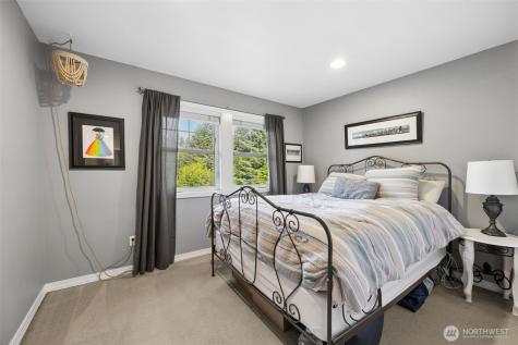 19010 5th Street E Lake Tapps WA 98391