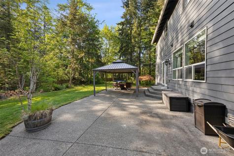 19010 5th Street E Lake Tapps WA 98391