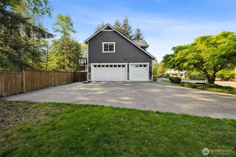 19010 5th Street E Lake Tapps WA 98391