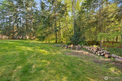 19010 5th Street E Lake Tapps WA 98391