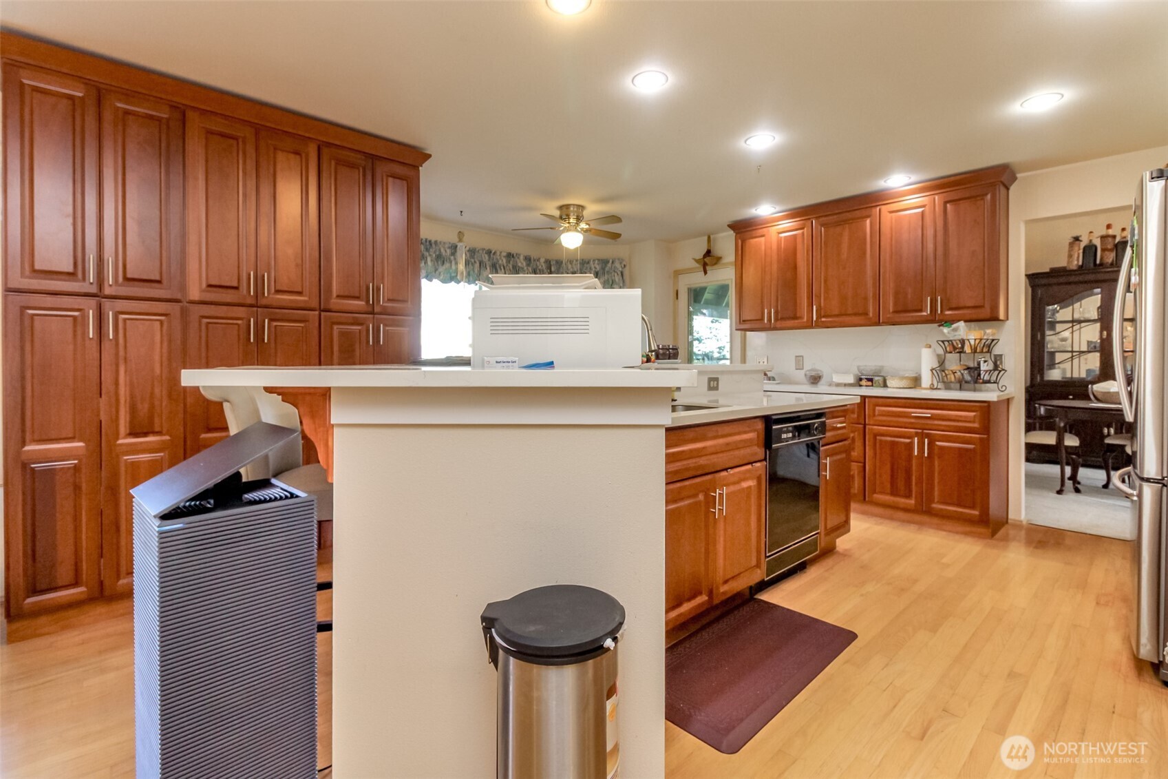 176 Eagle Ridge Drive E Puyallup WA 98374