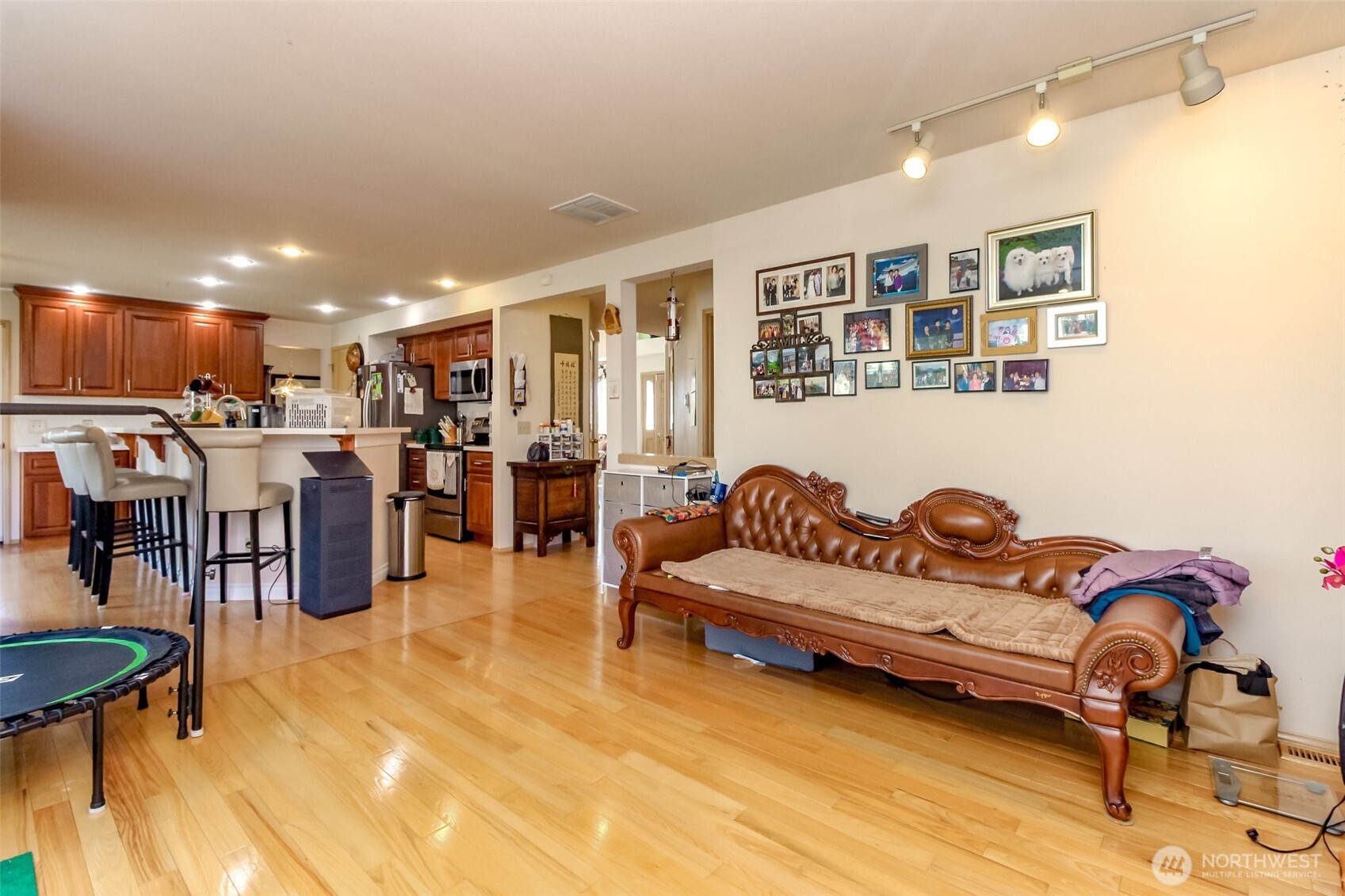 176 Eagle Ridge Drive E Puyallup WA 98374