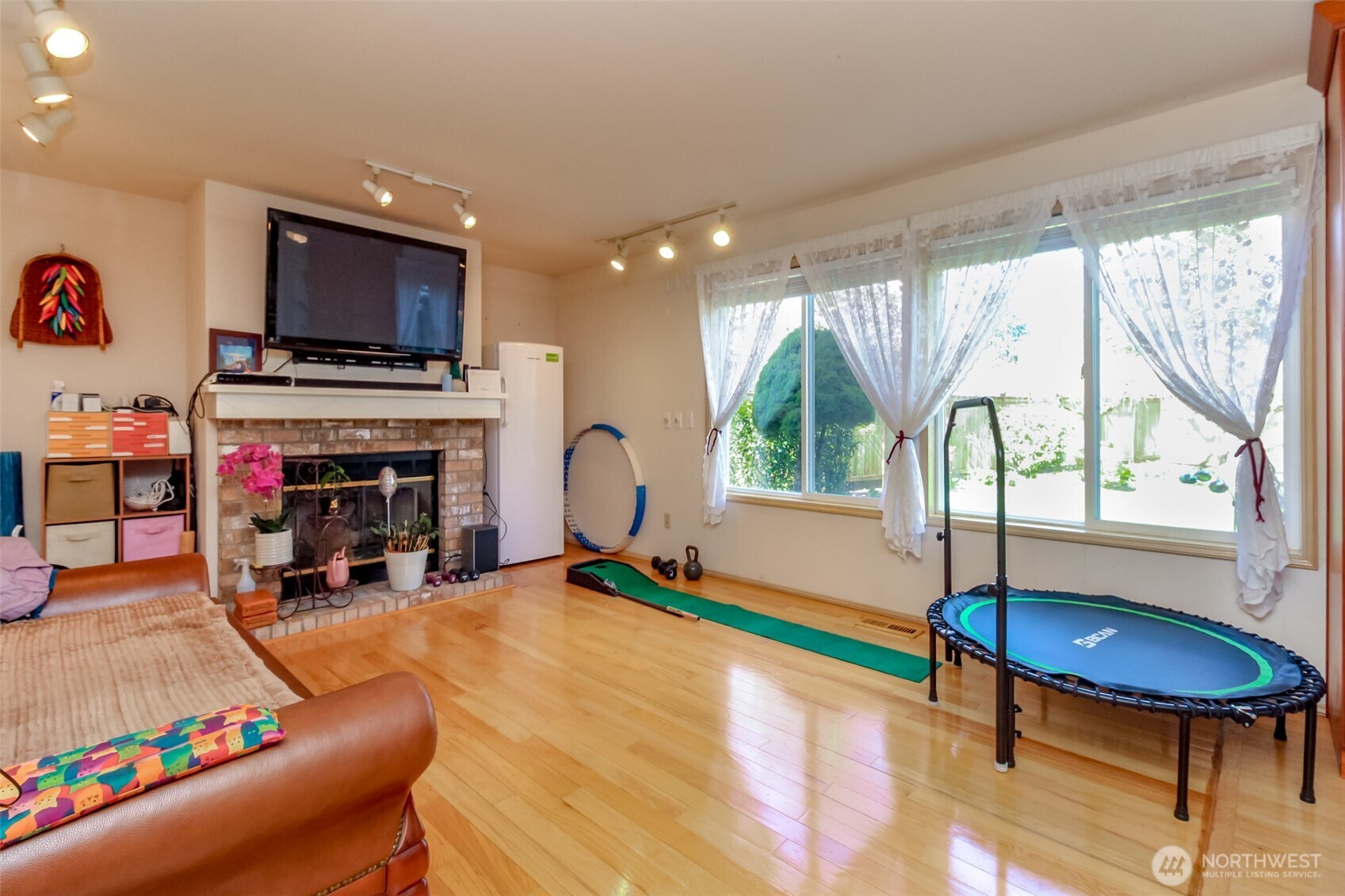 176 Eagle Ridge Drive E Puyallup WA 98374