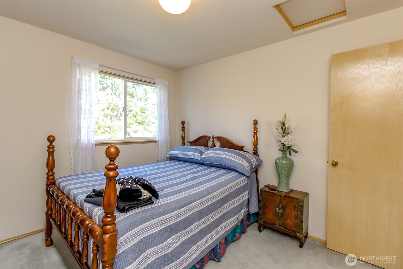 176 Eagle Ridge Drive E Puyallup WA 98374