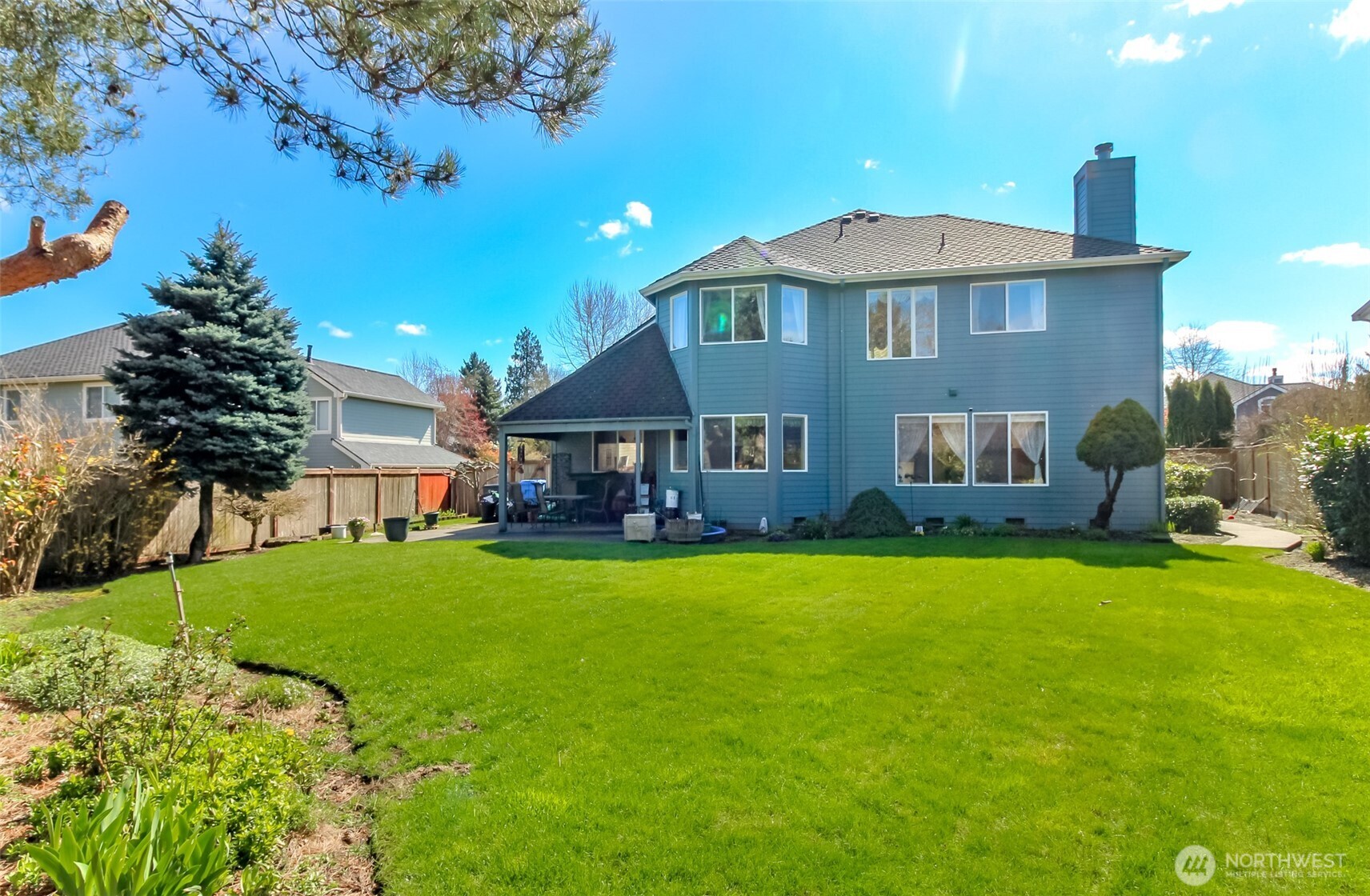 176 Eagle Ridge Drive E Puyallup WA 98374