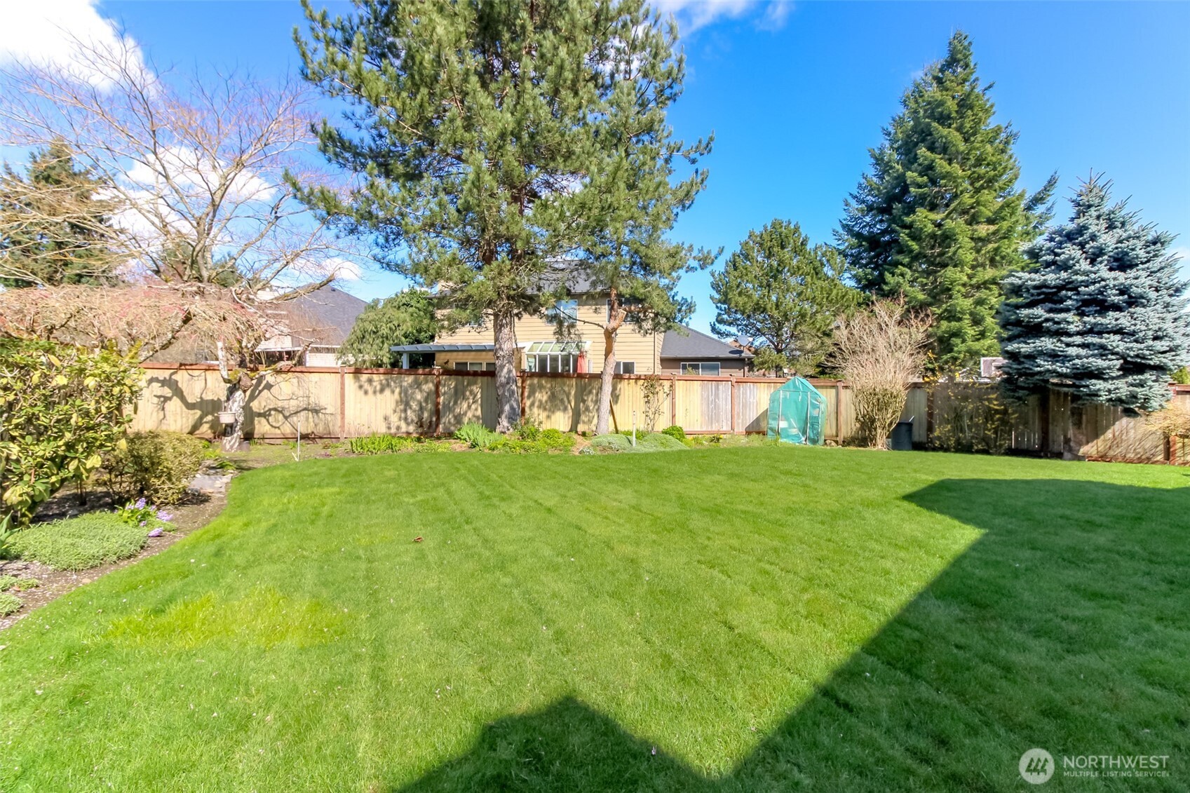176 Eagle Ridge Drive E Puyallup WA 98374