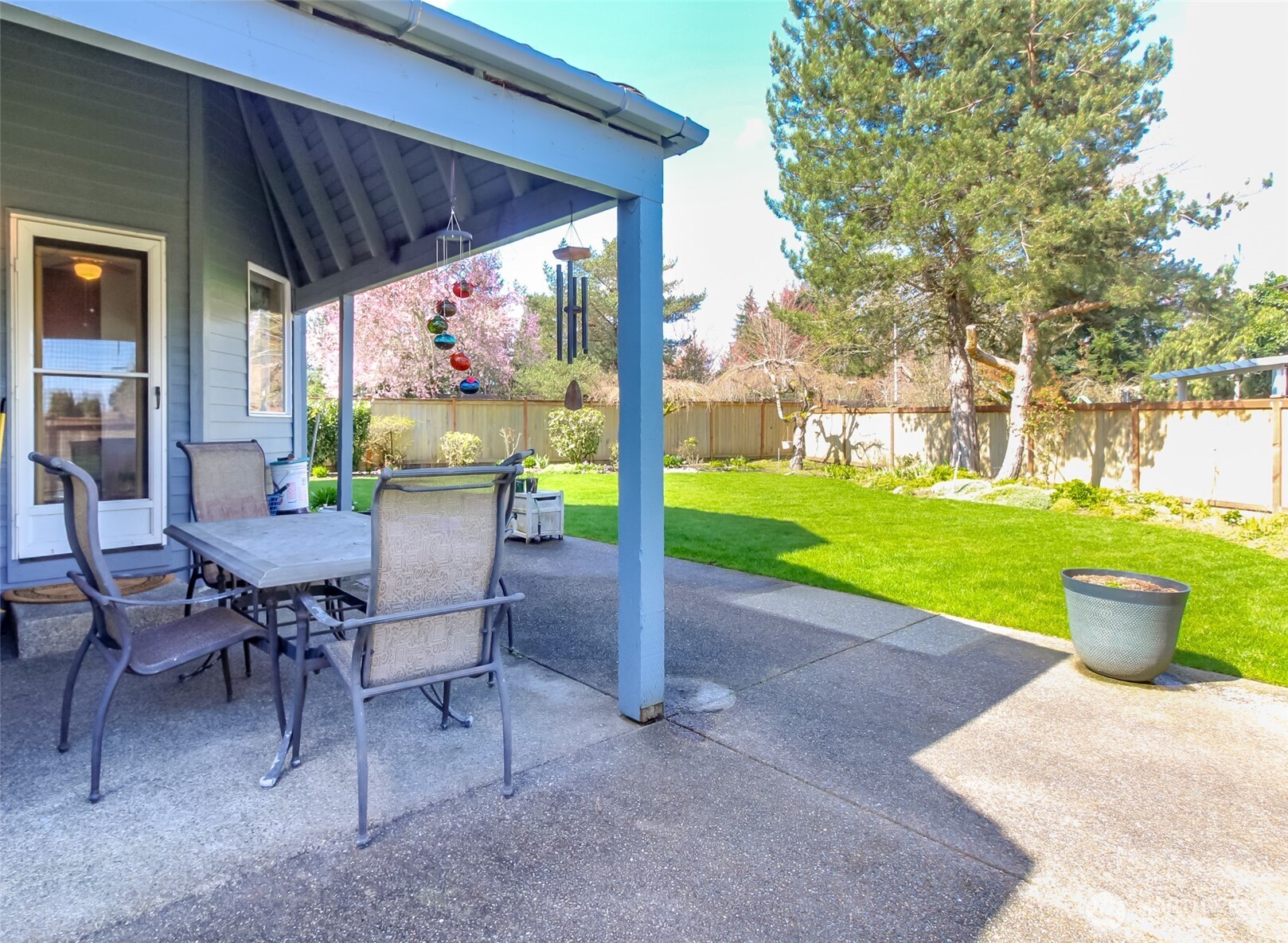 176 Eagle Ridge Drive E Puyallup WA 98374