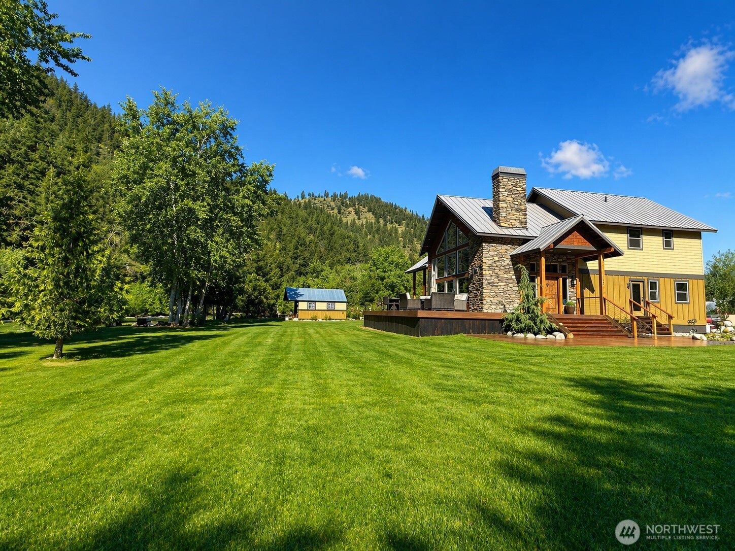 180 Country River Lane Entiat WA 98822
