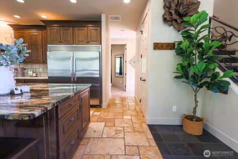 180 Country River Lane Entiat WA 98822