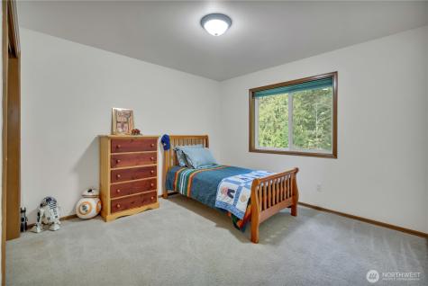 13515 152nd Street E Puyallup WA 98374