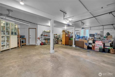 13515 152nd Street E Puyallup WA 98374