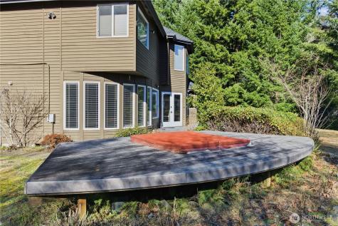 13515 152nd Street E Puyallup WA 98374