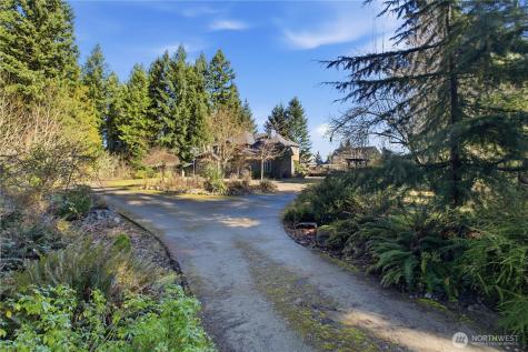 13515 152nd Street E Puyallup WA 98374