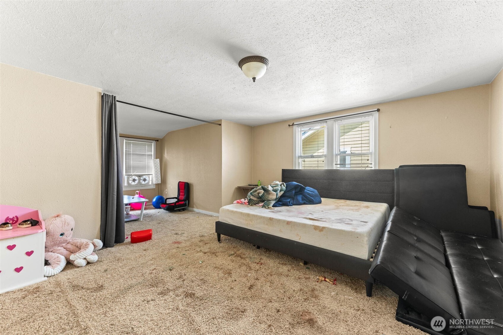 422 W 3rd Street Aberdeen WA 98520