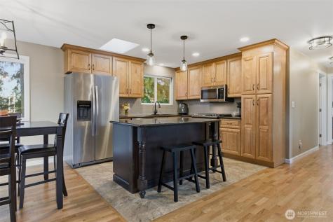 6427 182nd Place SW Lynnwood WA 98037