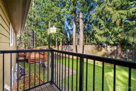6427 182nd Place SW Lynnwood WA 98037