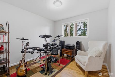 6427 182nd Place SW Lynnwood WA 98037