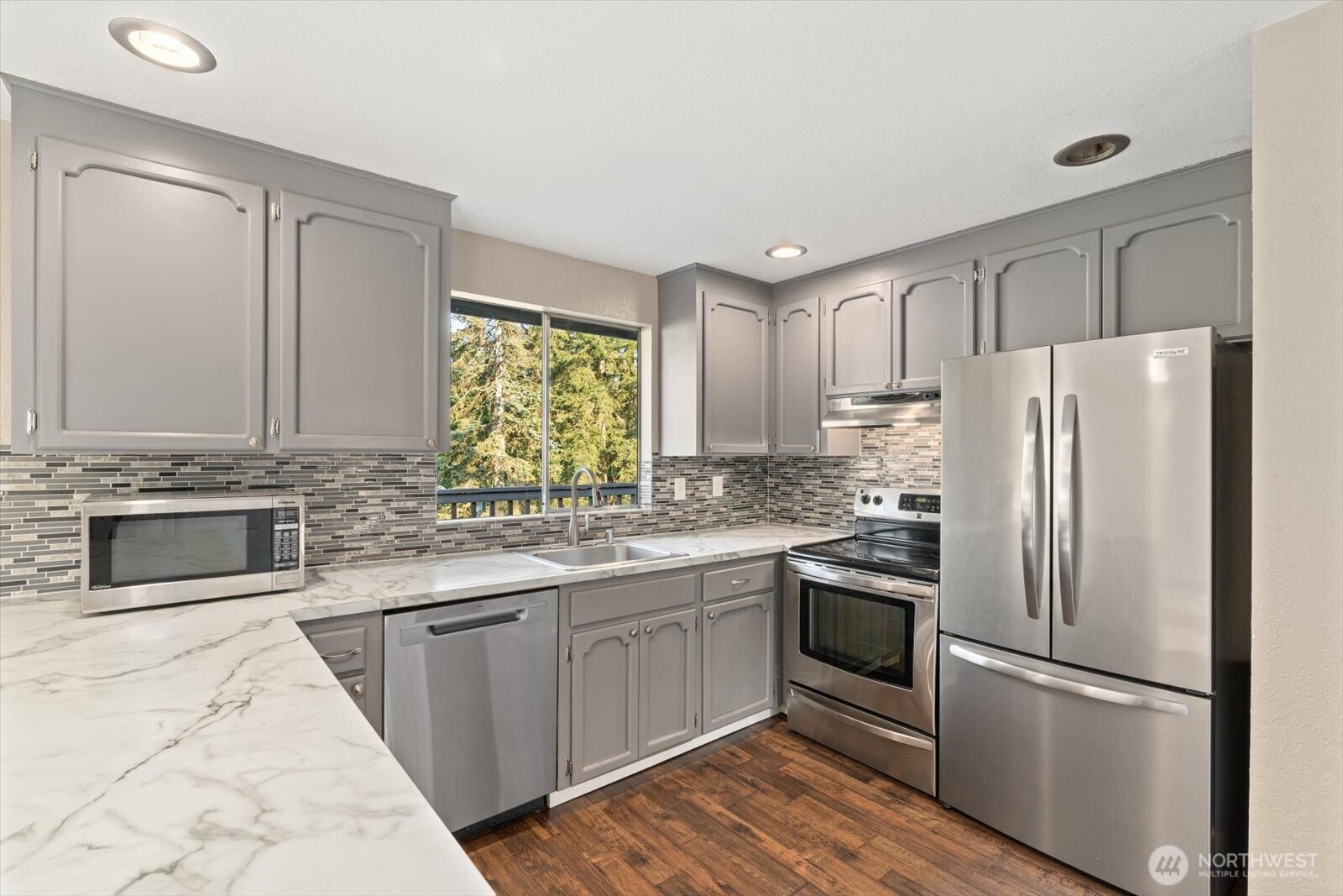 23521 3rd Avenue SE Bothell WA 98021