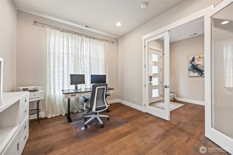 14203 79th Avenue NE Kirkland WA 98034