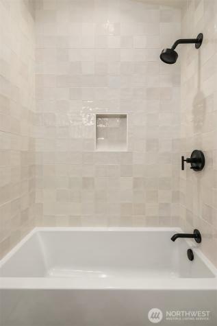 1811 3rd Street Kirkland WA 98033