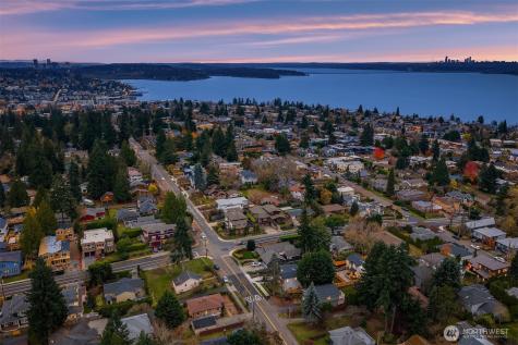 1811 3rd Street Kirkland WA 98033
