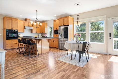 7622 NW Lenox Lane Silverdale WA 98383