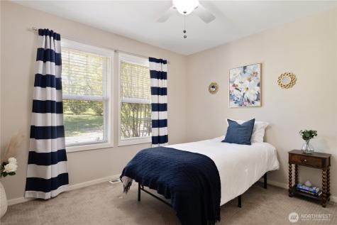 7622 NW Lenox Lane Silverdale WA 98383