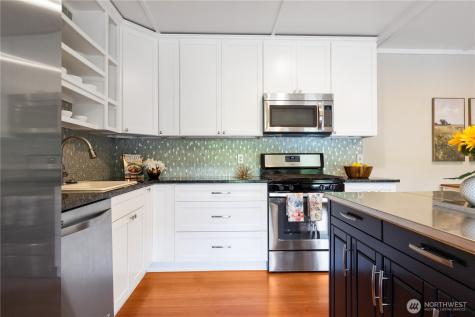 7622 NW Lenox Lane Silverdale WA 98383