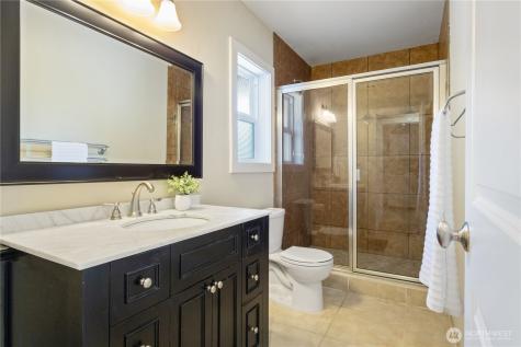 7622 NW Lenox Lane Silverdale WA 98383