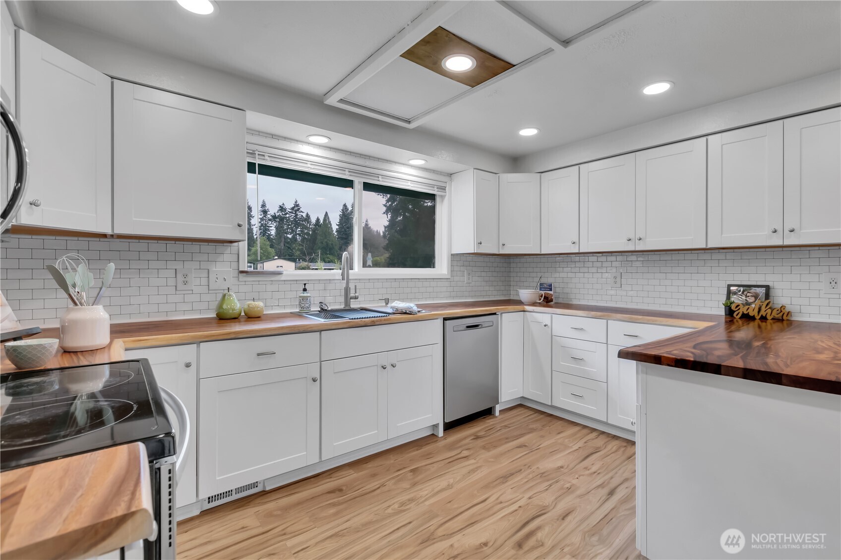 6932 Foster Drive SW Olympia WA 98512
