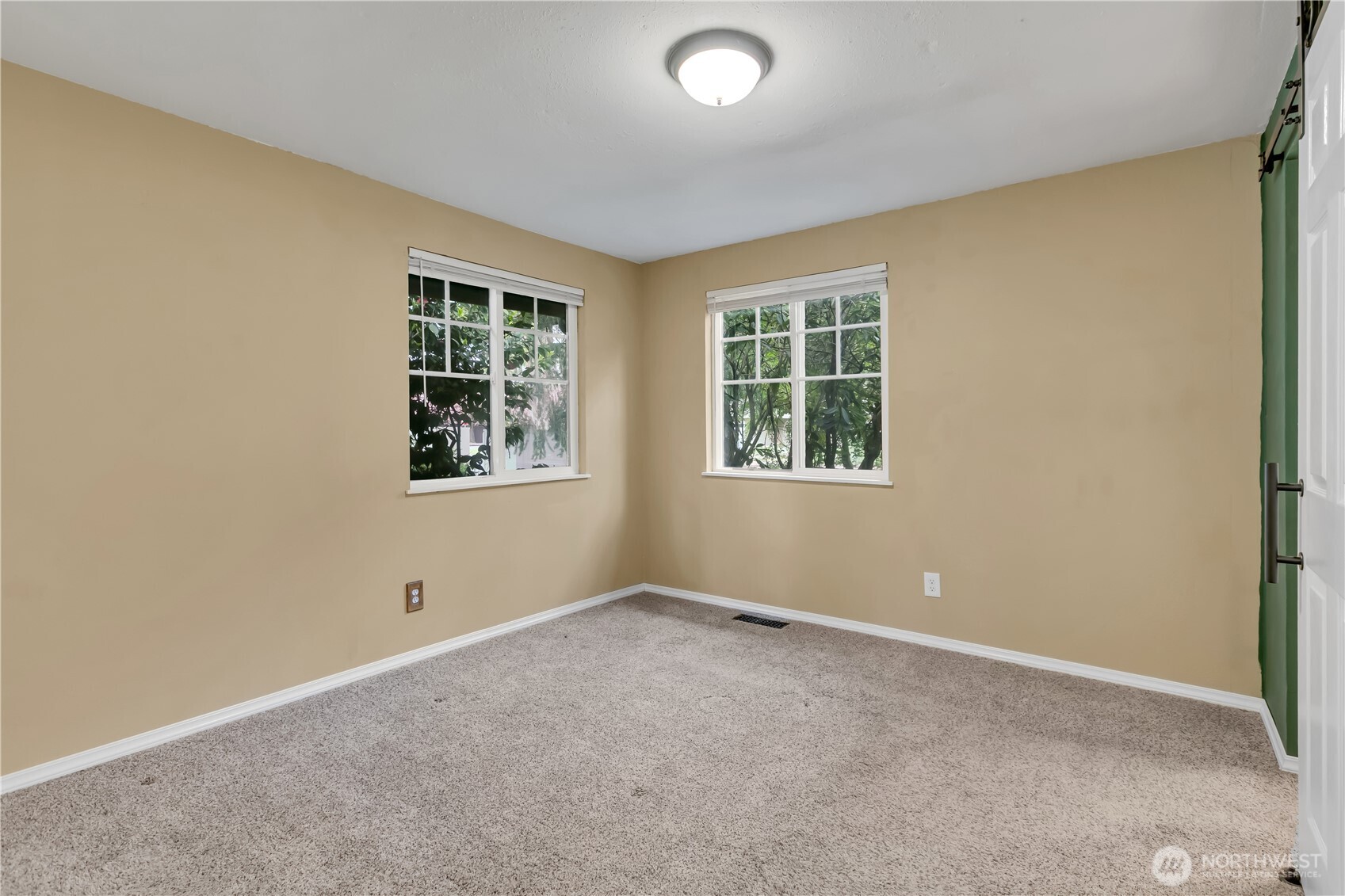6932 Foster Drive SW Olympia WA 98512