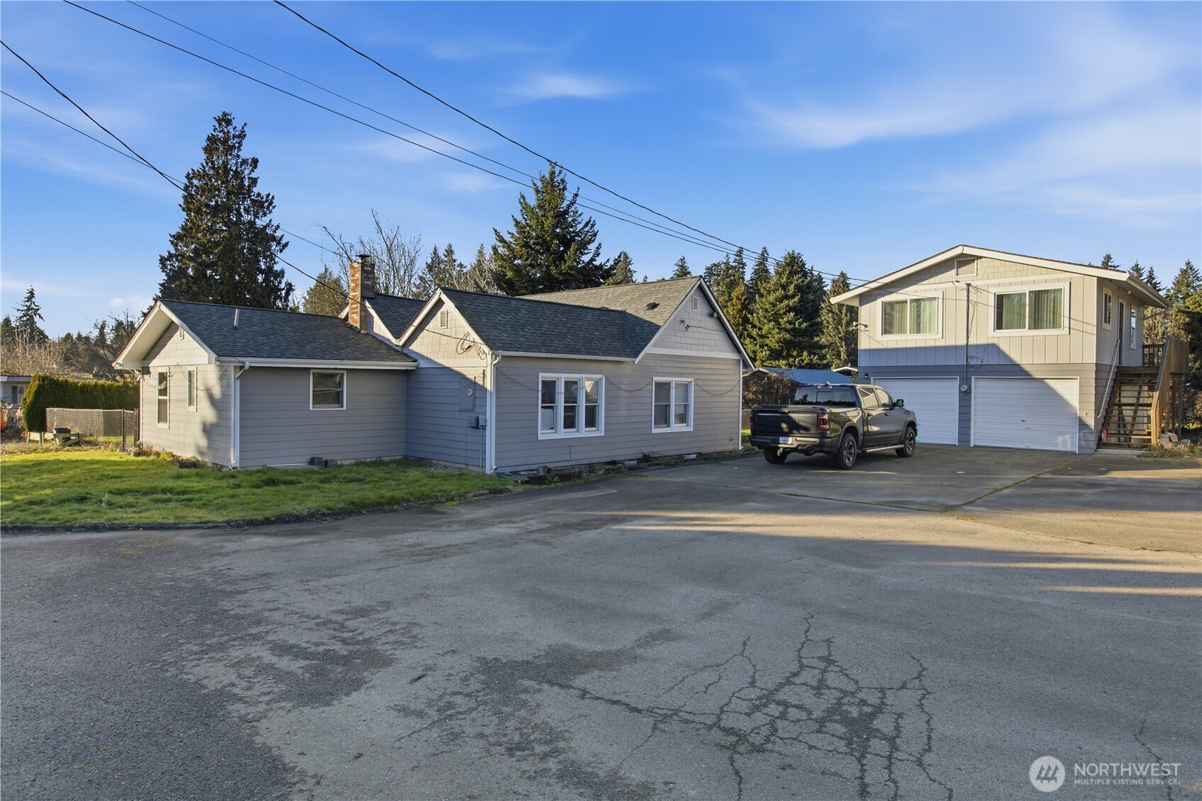 10709 Woodland Avenue E Puyallup WA 98373