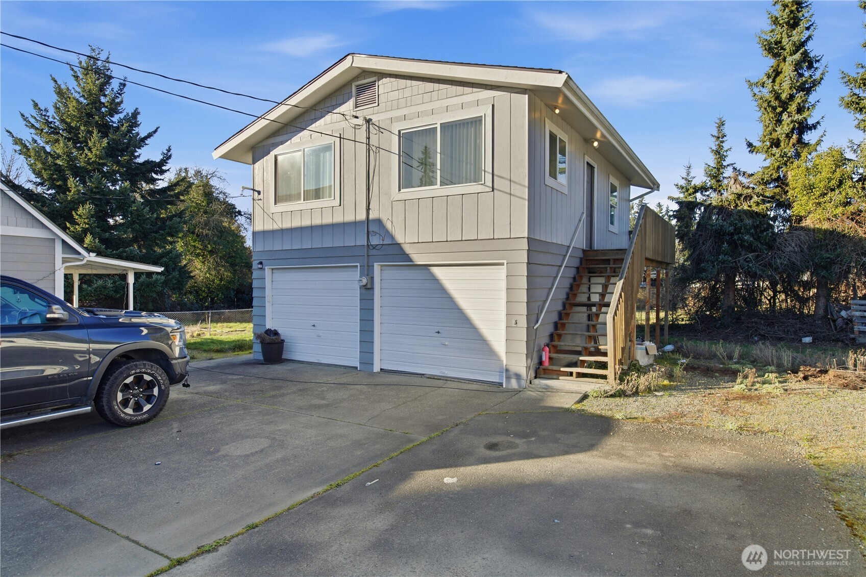 10709 Woodland Avenue E Puyallup WA 98373
