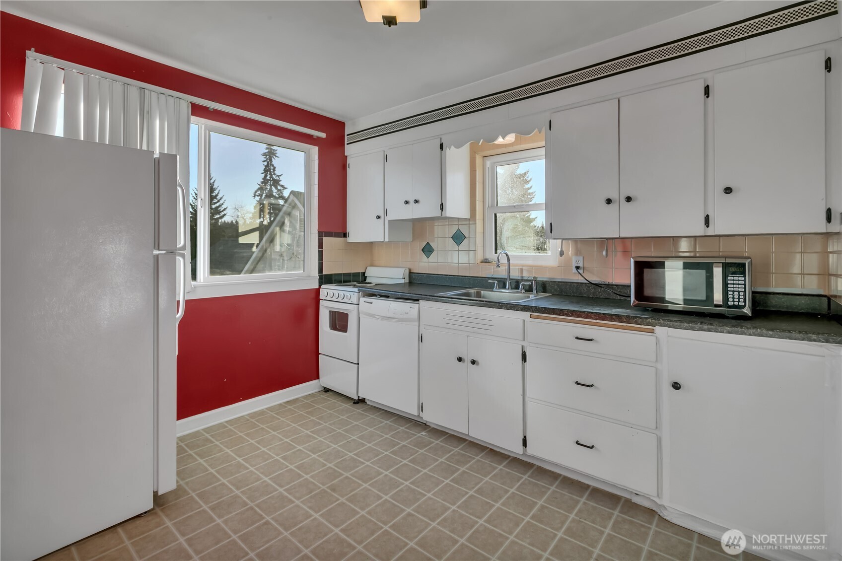 10709 Woodland Avenue E Puyallup WA 98373