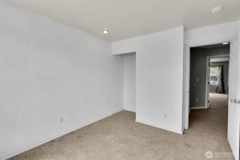3909 212th Street Court E Spanaway WA 98387