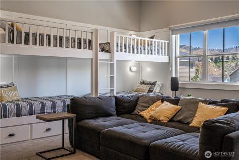 250 Bobcat Lane Chelan WA 98816