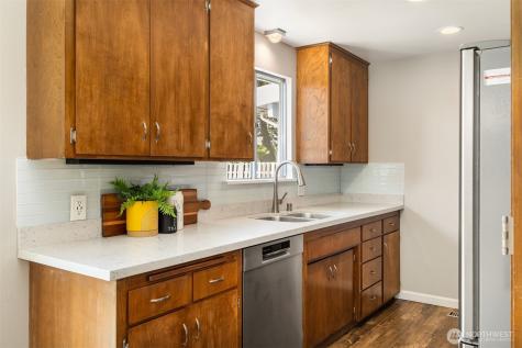 16021 15th Avenue SW Burien WA 98166