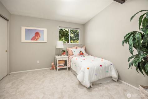 16021 15th Avenue SW Burien WA 98166