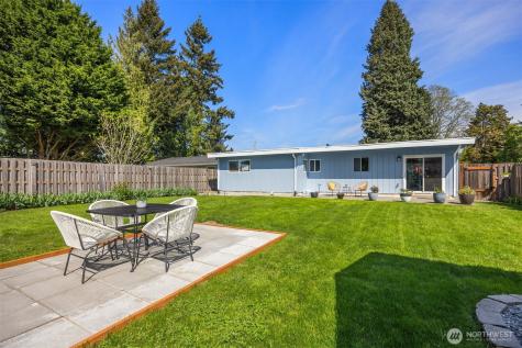 16021 15th Avenue SW Burien WA 98166