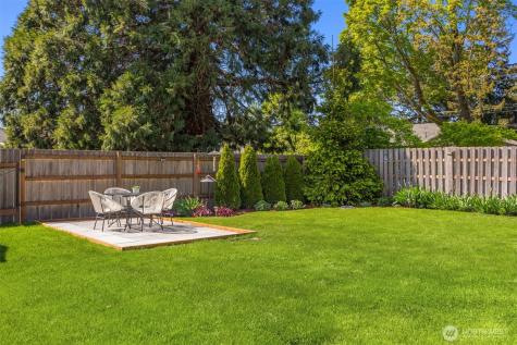 16021 15th Avenue SW Burien WA 98166