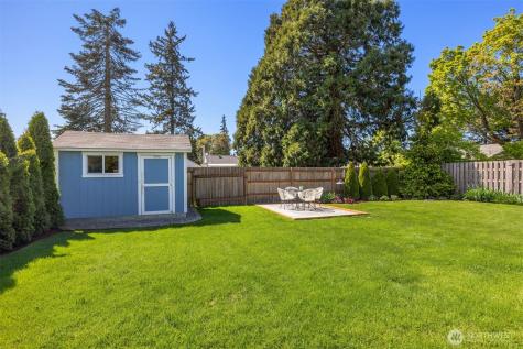 16021 15th Avenue SW Burien WA 98166