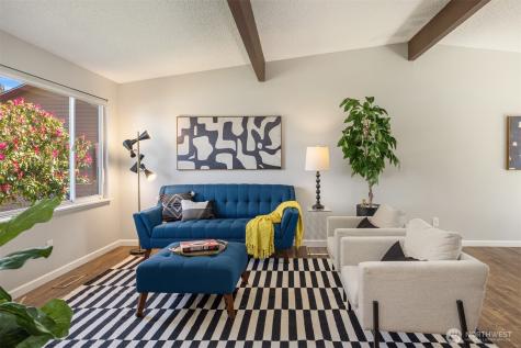 16021 15th Avenue SW Burien WA 98166