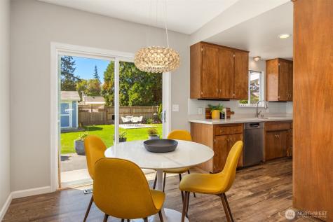 16021 15th Avenue SW Burien WA 98166