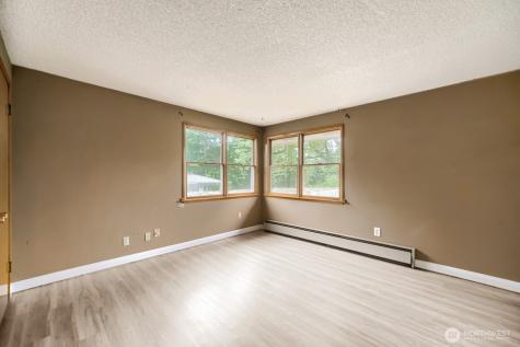 10412 SE 219th Street Kent WA 98031