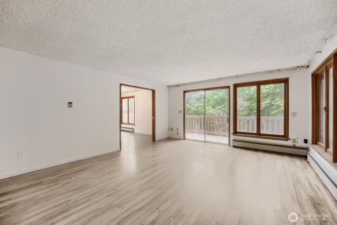 10412 SE 219th Street Kent WA 98031